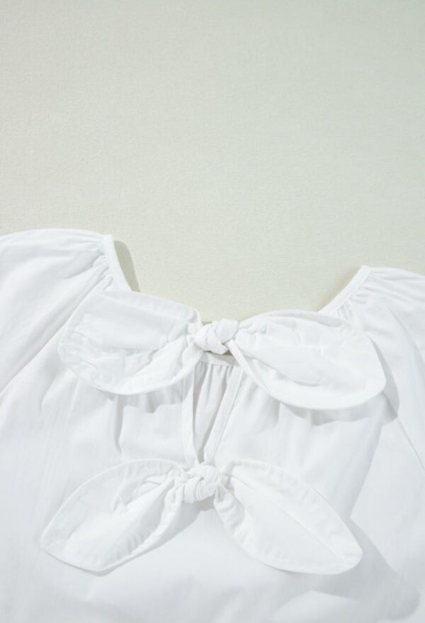 Blusa blanca con lazo - Imagen 2